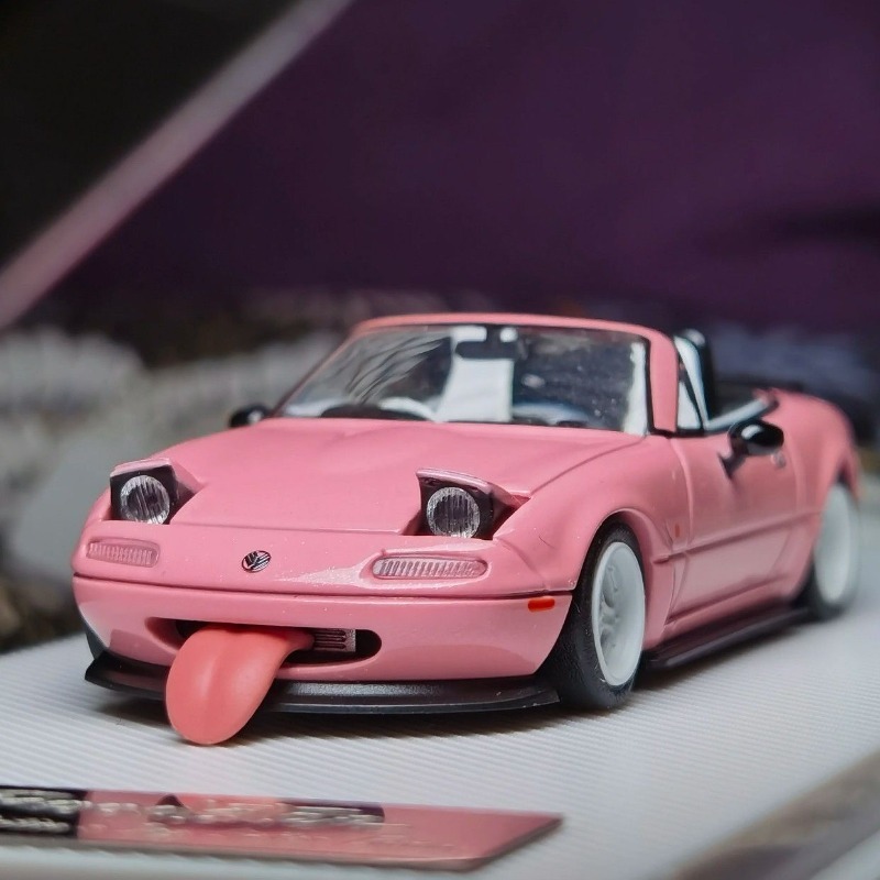 Home Decor Design - 1:32 Scale Mazda MX-5 Diecast Alloy