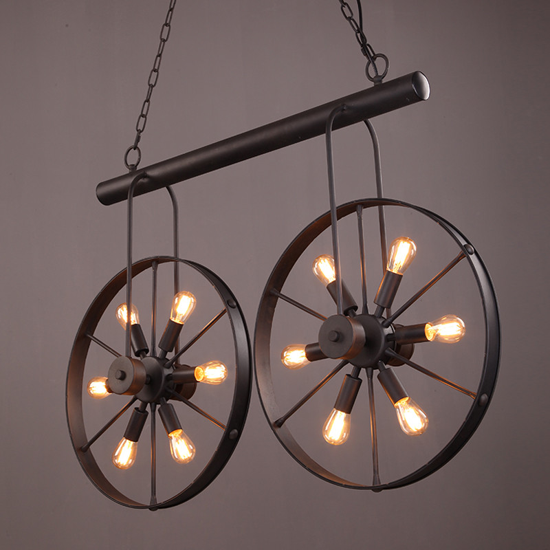 Retro Vintage Wheel chandelier - Home Decor On Wheels recension och pris