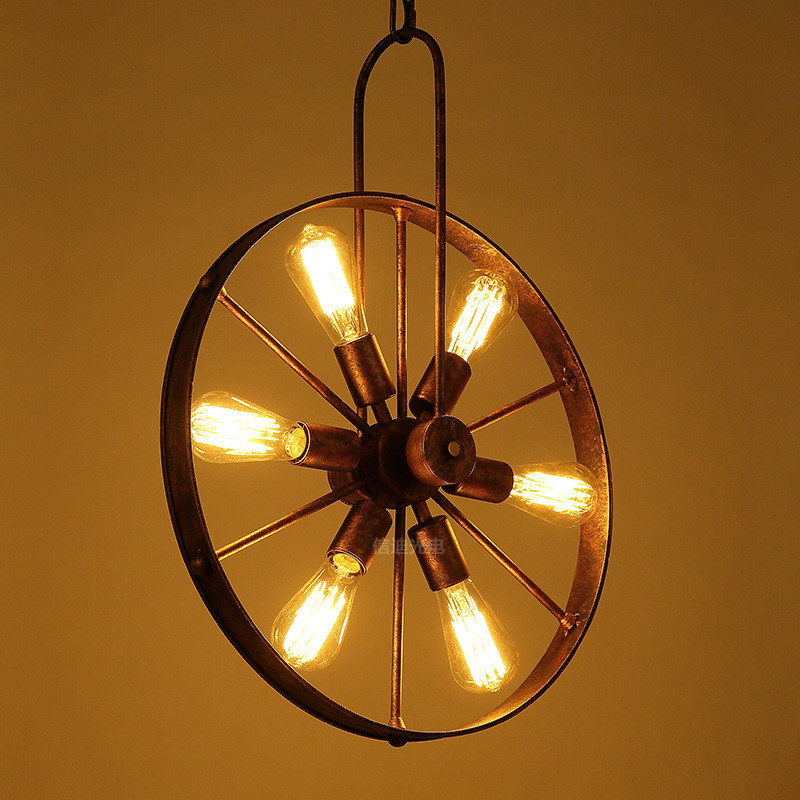 Retro Vintage Wheel chandelier - Home Decor On Wheels recension och pris